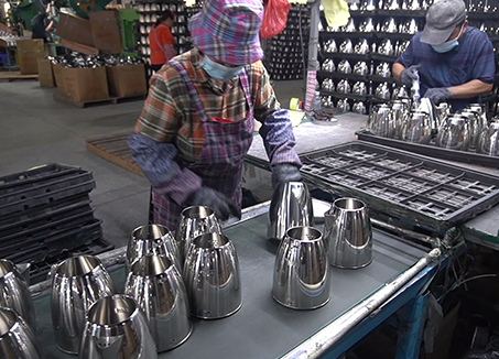 Electric kettle factory - Assembly line display area